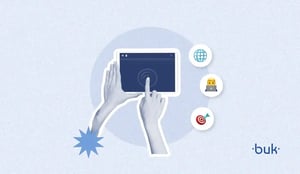 Ilustração de uma pessoa utilizando um tablet para realizar o registro de ponto digital, com ícones que representam conectividade, trabalho remoto e metas, destacando a gestão de ponto online e o controle da jornada de trabalho em empresas.