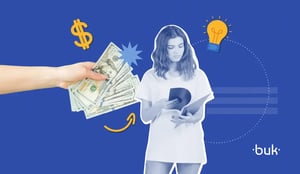 Ilustração sobre Crédito Trabalhador mostrando uma mulher lendo um documento, enquanto uma mão oferece cédulas de dinheiro. Ao fundo, símbolos de ideias e finanças representam o conceito de empréstimo consignado para colaboradores CLT. Imagem com fundo azul e logo da Buk.
